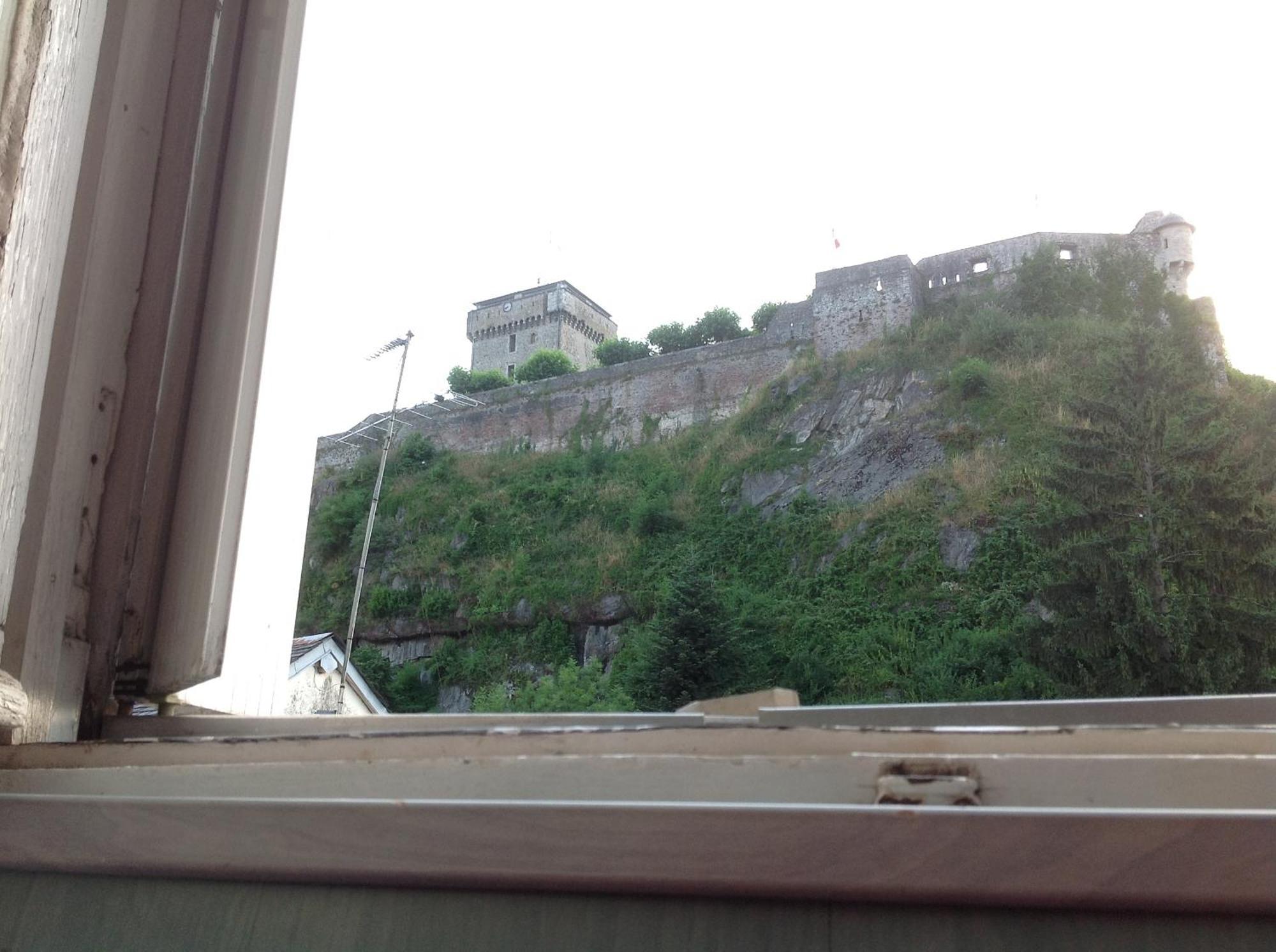 Maison Notre Dame De La Treille ลูร์ด ภายนอก รูปภาพ
